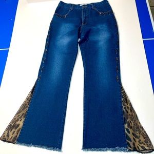 Jeans Leopard Print Bell Bottom Boot Cut Size 8 Committed